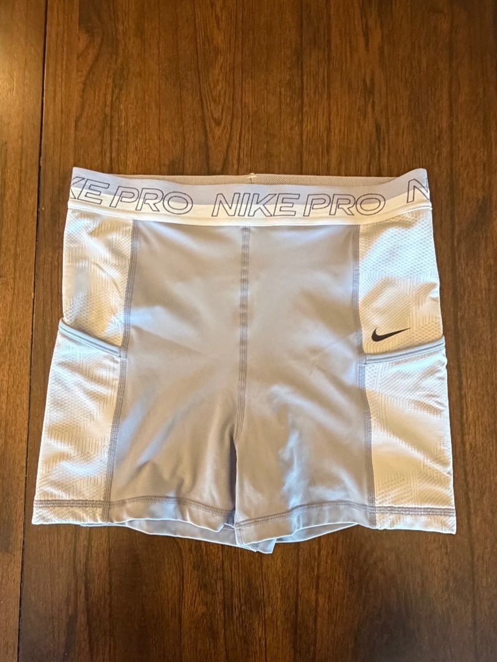 Nike Women's Pro Training Tight Fit High Rise 3" Shorts, Size Medium